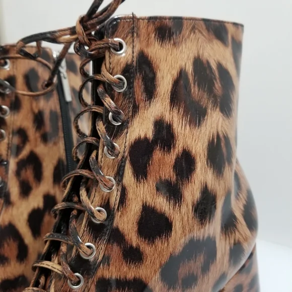 🆕️⬇️🎉HOST PICK🎉 Schutz Kika Square Toe Leopard Print Patent Leather Booties - Picture 13 of 13
